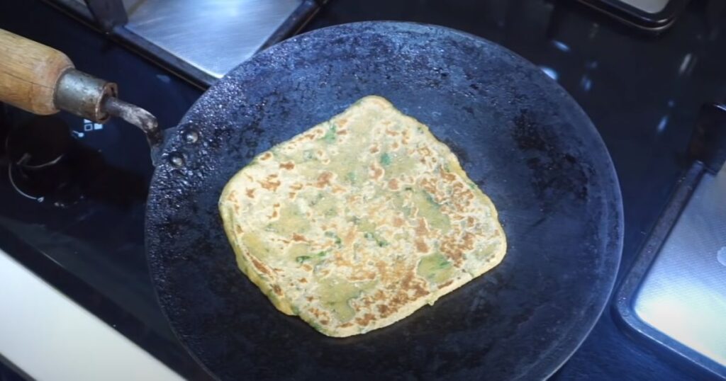 Methi Paratha Recipe