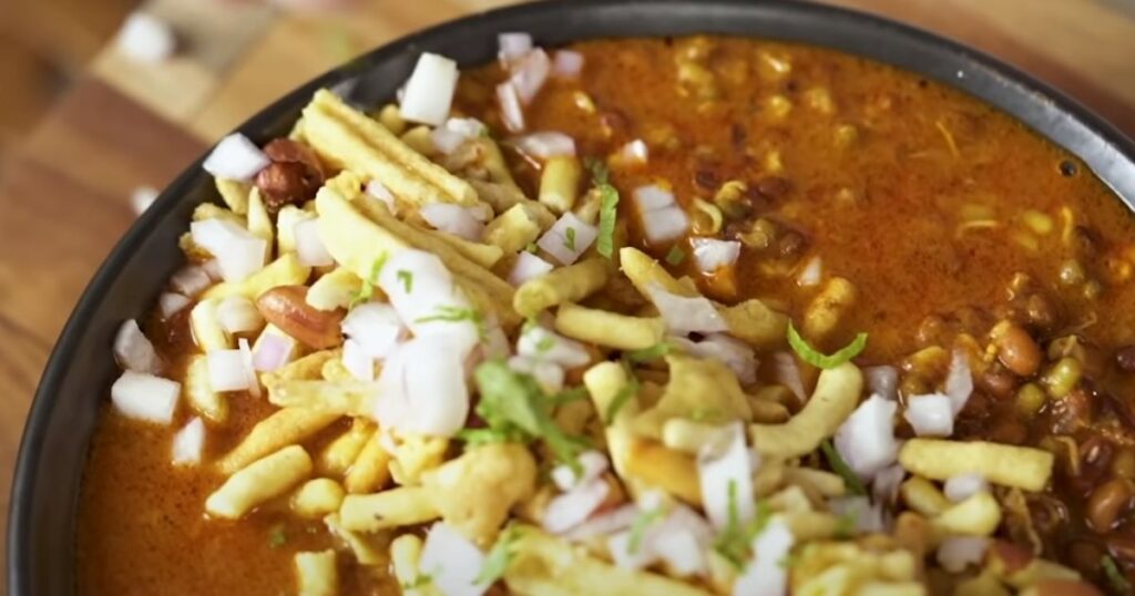 Misal Pav Recipe