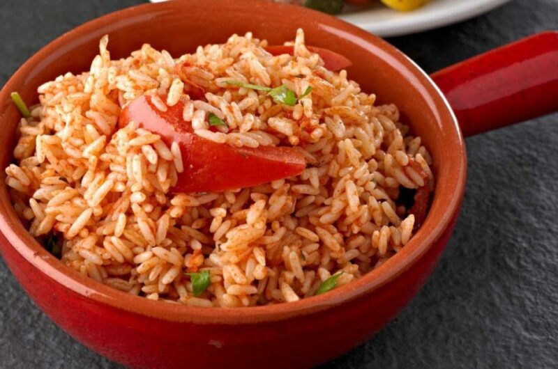 Tomato Rice Recipe in Hindi | कम समय में झटपट टमाटर पुलाव और रायता