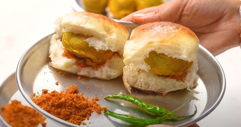 Vada Pav Recipe Mumbai Style