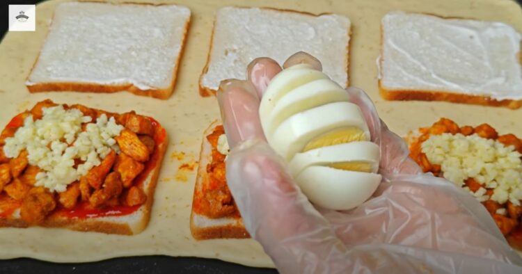 Chicken Egg Sandwich